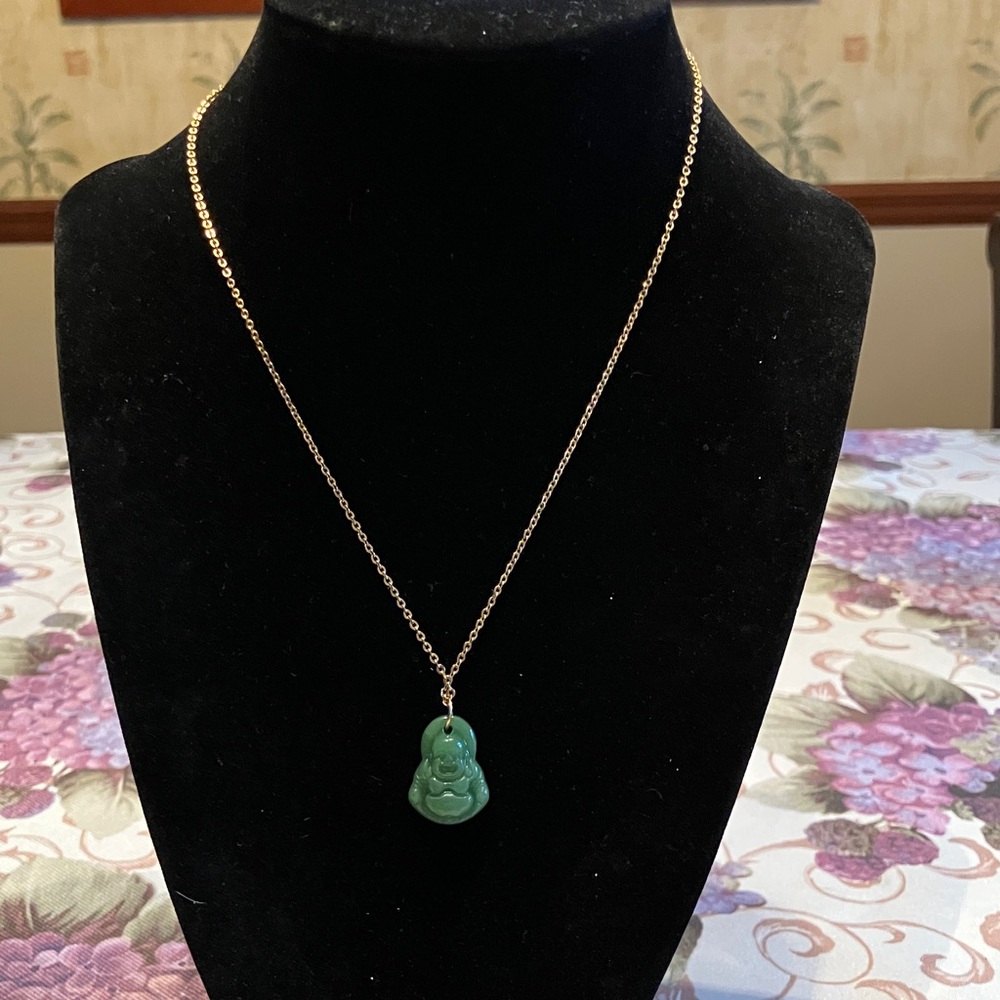 Jade Happy Buddha seated on 16” gold chain - Picture 3 of 6